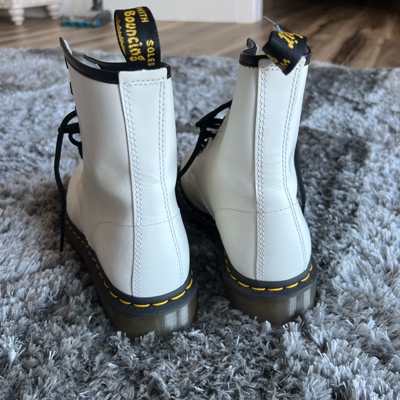 Dr Martens boots - Picture 4 of 5